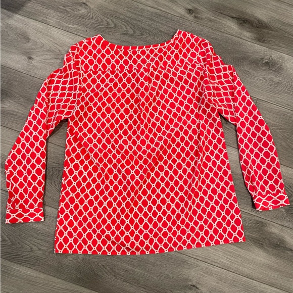 Gap Patterned Top - Picture 2 of 3